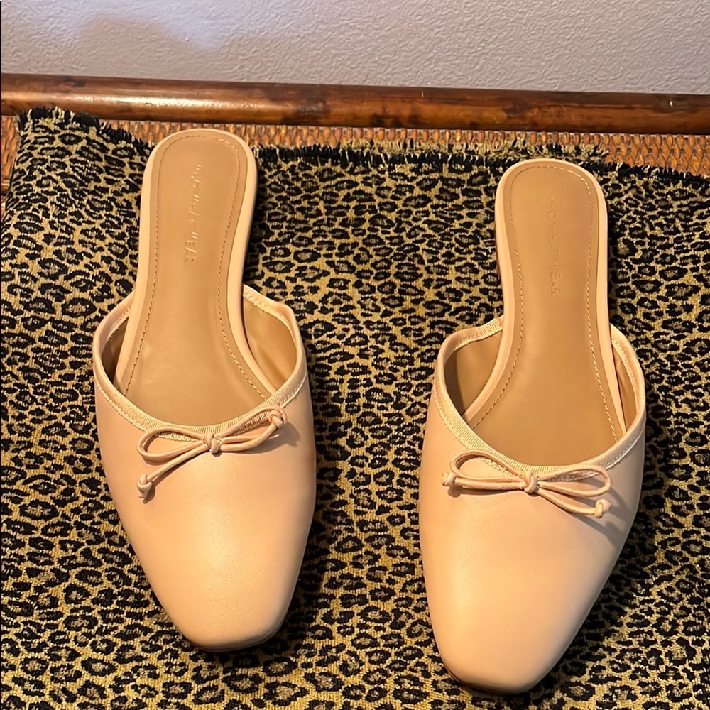Who What Wear Cream Mules with Bow Detail
